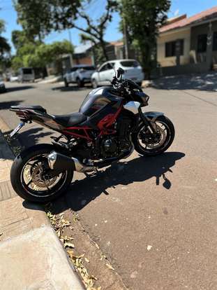 KAWASAKI-Z900 KAWASAKI-Z900-2025