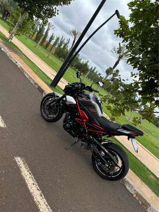 KAWASAKI-Z900 KAWASAKI-Z900-2025
