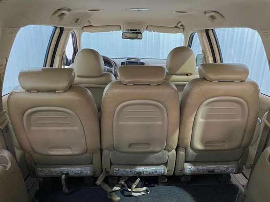 KIA-CARNIVAL-2014
