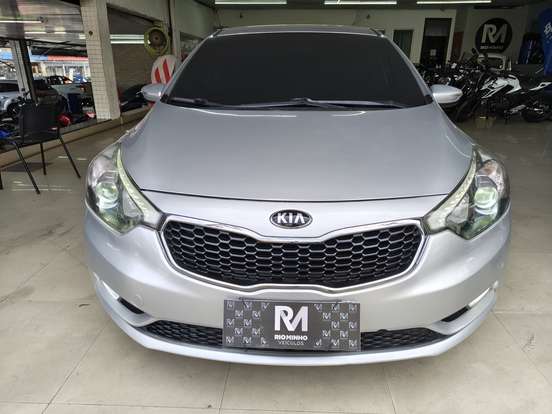 KIA-CERATO-1.6 SX 16V FLEX 4P AUTOMÁTICO KIA-CERATO-2013