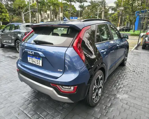 KIA-NIRO-2024