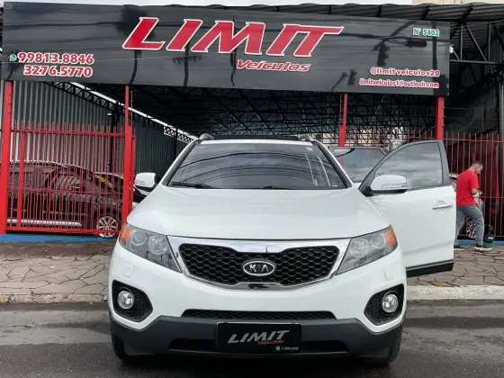 KIA SORENTO 2.4 EX2 4X2 16V GASOLINA 4P 7 LUGARES AUTOMÁTICO