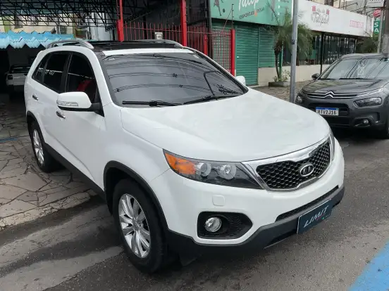 KIA-SORENTO-2.4 EX2 4X2 16V GASOLINA 4P 7 LUGARES AUTOMÁTICO KIA-SORENTO-2011