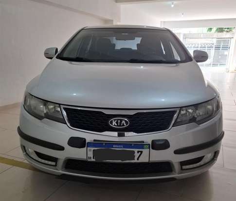 KIA-CERATO-2012