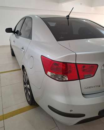 KIA-CERATO-2012