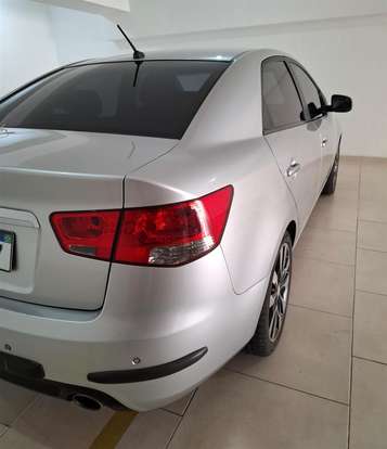 KIA-CERATO-2012
