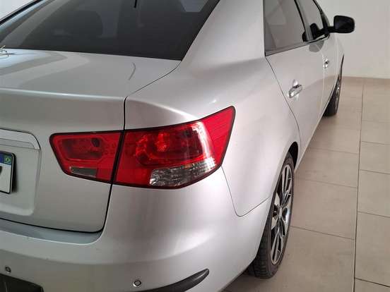 KIA-CERATO-1.6 SX3 16V GASOLINA 4P AUTOMÁTICO KIA-CERATO-2012