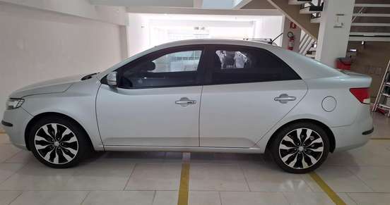 KIA-CERATO-2012