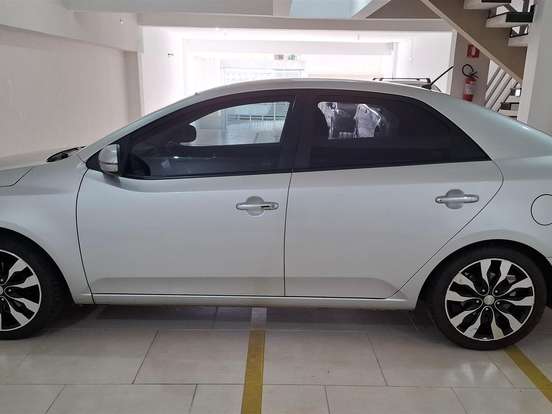 KIA-CERATO-1.6 SX3 16V GASOLINA 4P AUTOMÁTICO KIA-CERATO-2012