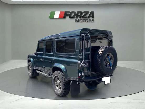 LAND ROVER-DEFENDER-2011