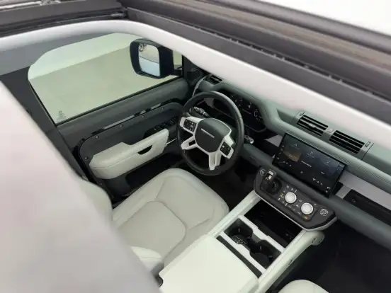 LAND ROVER-DEFENDER-2024