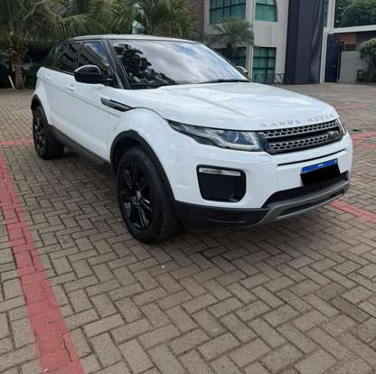 LAND ROVER-RANGE ROVER EVOQUE-2.0 SE 4WD 16V FLEX 4P AUTOMÁTICO LAND ROVER-RANGE ROVER EVOQUE-2017