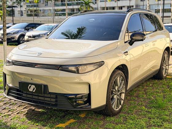 LEAPMOTOR C10 28,4 KW REEV
