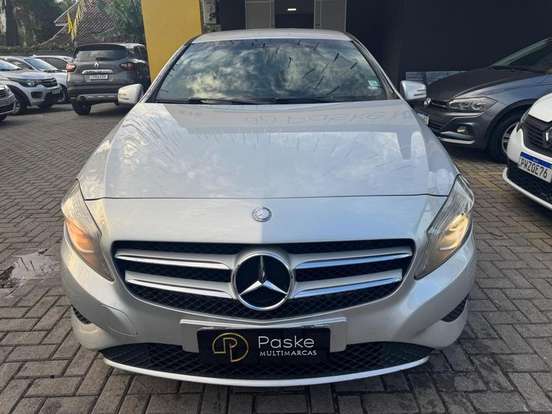 MERCEDES-BENZ-A 200-1.6 TURBO STYLE 16V GASOLINA 4P AUTOMÁTICO MERCEDES-BENZ-A 200-2013