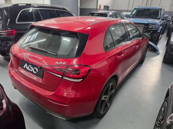 MERCEDES-BENZ-A 250-2020