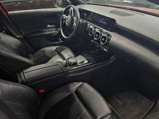 MERCEDES-BENZ-A 250-2020