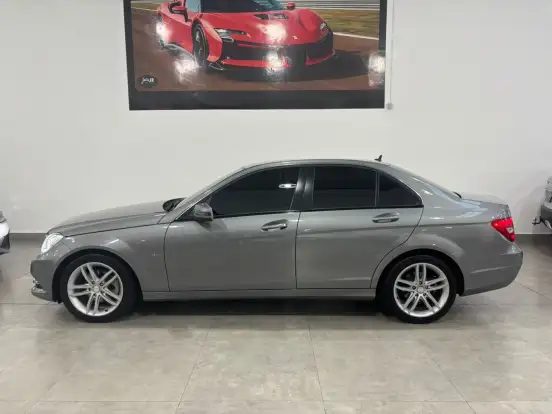 MERCEDES-BENZ-C 180-1.8 CGI CLASSIC 16V GASOLINA 4P AUTOMÁTICO MERCEDES-BENZ-C 180-2012
