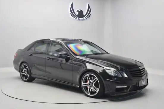 MERCEDES-BENZ-E 63 AMG-2010