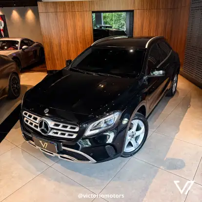 MERCEDES-BENZ-GLA 200-2018