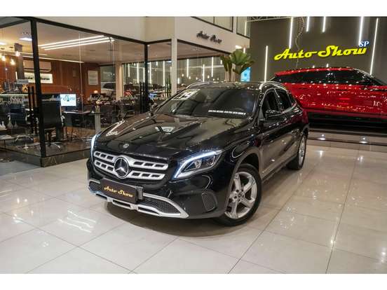 MERCEDES-BENZ-GLA 200-2019