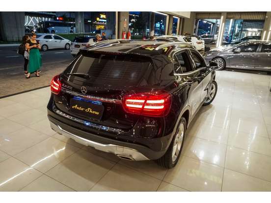 MERCEDES-BENZ-GLA 200-1.6 CGI FLEX ADVANCE 7G-DCT MERCEDES-BENZ-GLA 200-2019