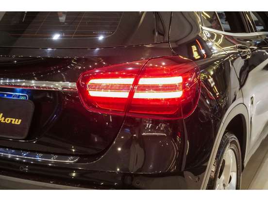 MERCEDES-BENZ-GLA 200-1.6 CGI FLEX ADVANCE 7G-DCT MERCEDES-BENZ-GLA 200-2019