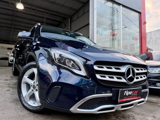 MERCEDES-BENZ GLA 200 1.6 CGI FLEX STYLE 7G-DCT
