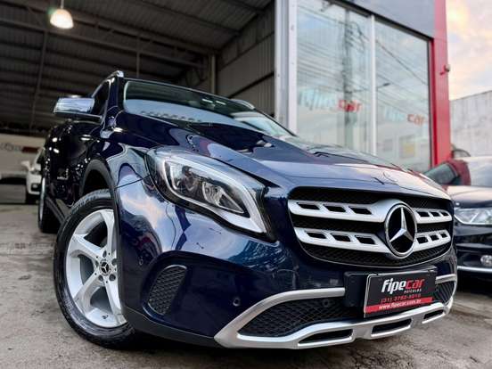 MERCEDES-BENZ-GLA 200-2018