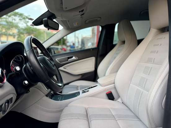 MERCEDES-BENZ-GLA 200-1.6 CGI FLEX STYLE 7G-DCT MERCEDES-BENZ-GLA 200-2018