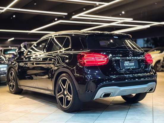 MERCEDES-BENZ-GLA 250-2.0 16V TURBO GASOLINA SPORT 4P AUTOMÁTICO MERCEDES-BENZ-GLA 250-2016