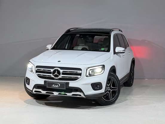 MERCEDES-BENZ-GLB 200-2020