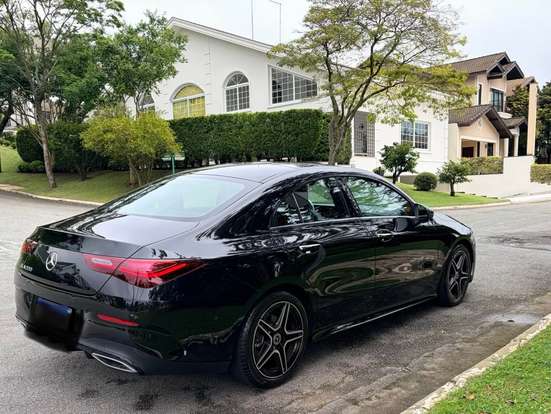 MERCEDES-BENZ-CLA 200-2025