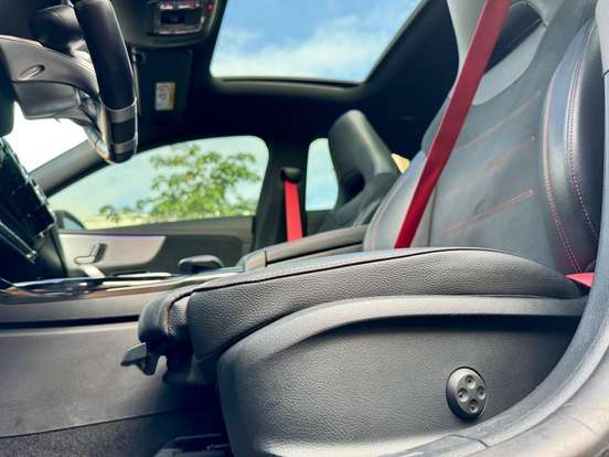 MERCEDES-BENZ-CLA 35 AMG-2.0 CGI GASOLINA 4MATIC 7G-DCT MERCEDES-BENZ-CLA 35 AMG-2022