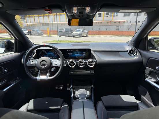 MERCEDES-BENZ-GLA 35 AMG-2022
