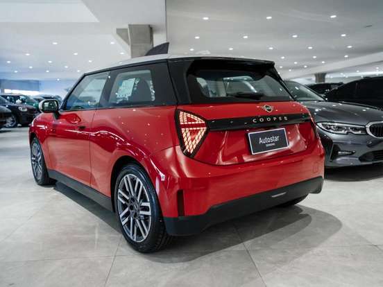 MINI-COOPER-40,7 KW ELÉTRICO 2P E MINI-COOPER-2024