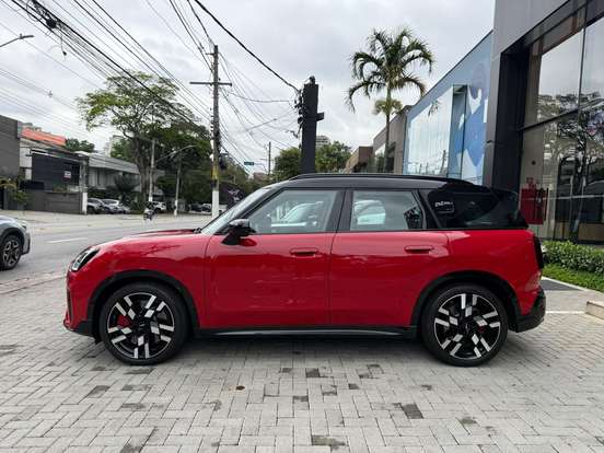 MINI-COUNTRYMAN-2025