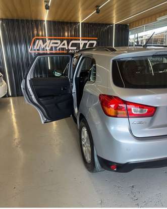 MITSUBISHI-ASX-2012