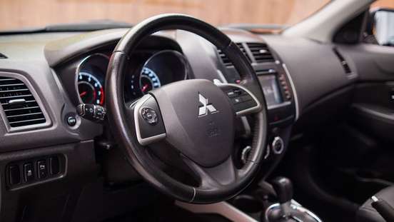 MITSUBISHI-ASX-2014