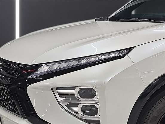 MITSUBISHI-ECLIPSE CROSS-1.5 MIVEC TURBO GASOLINA HPE BLACK CVT MITSUBISHI-ECLIPSE CROSS-2025