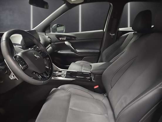 MITSUBISHI-ECLIPSE CROSS-1.5 MIVEC TURBO GASOLINA HPE BLACK CVT MITSUBISHI-ECLIPSE CROSS-2025