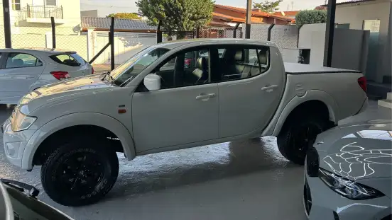 MITSUBISHI-L200 TRITON-2013