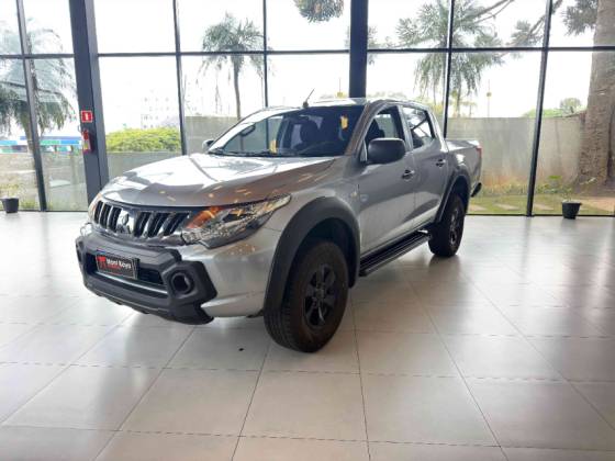 MITSUBISHI L200 TRITON 2.4 16V TURBO DIESEL GLS CD 4X4 AUTOMÁTICO