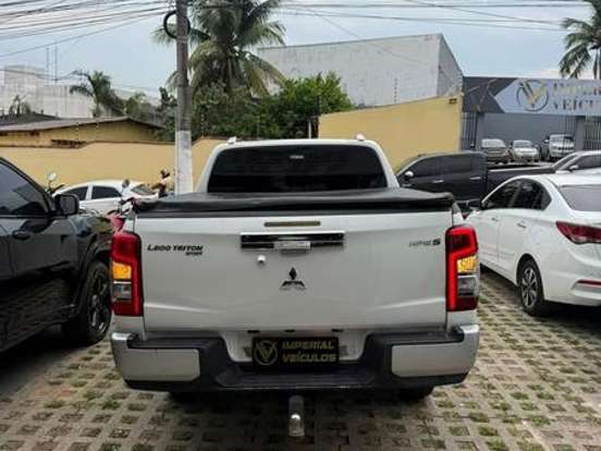 MITSUBISHI-L200 TRITON-2.4 16V TURBO DIESEL SPORT HPE CD 4P 4X4 AUTOMÁTICO MITSUBISHI-L200 TRITON-2021