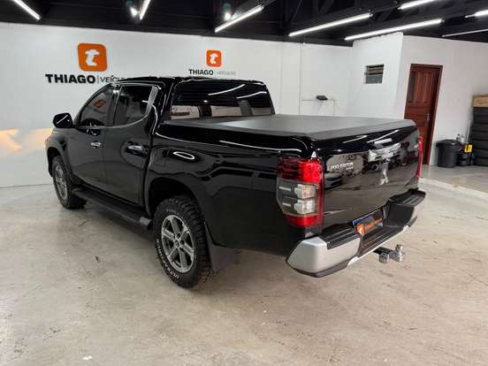 MITSUBISHI-L200 TRITON-2021