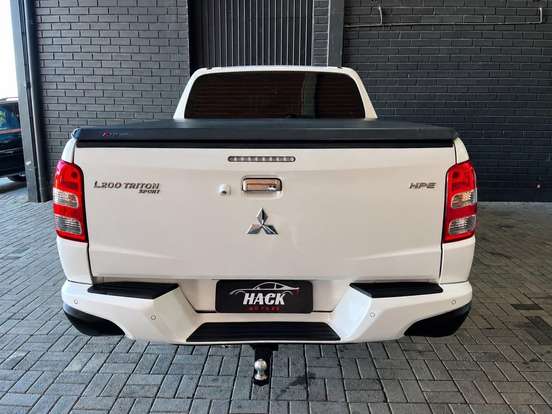 MITSUBISHI-L200 TRITON-2016