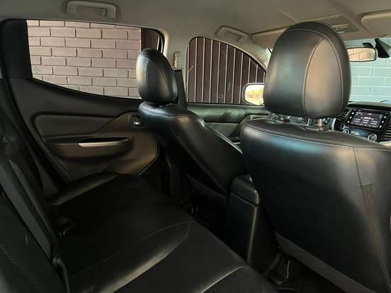 MITSUBISHI-L200 TRITON-2016
