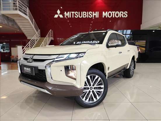 MITSUBISHI-L200 TRITON-2.4 16V TURBO DIESEL SPORT HPE-S TERRA CD 4P 4X4 AUTOMÁTICO MITSUBISHI-L200 TRITON-2024