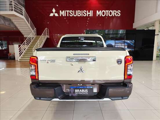 MITSUBISHI-L200 TRITON-2.4 16V TURBO DIESEL SPORT HPE-S TERRA CD 4P 4X4 AUTOMÁTICO MITSUBISHI-L200 TRITON-2024