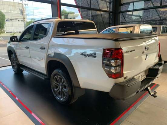 MITSUBISHI-L200 TRITON-2024
