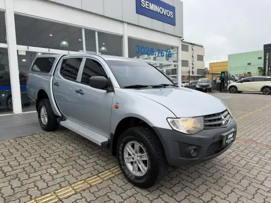 MITSUBISHI-L200 TRITON-2015